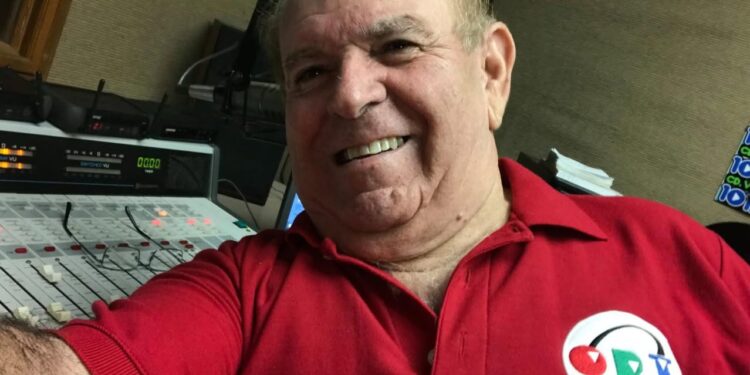 Muere Don Eleno Vogel, icono de la radio en Tamaulipas