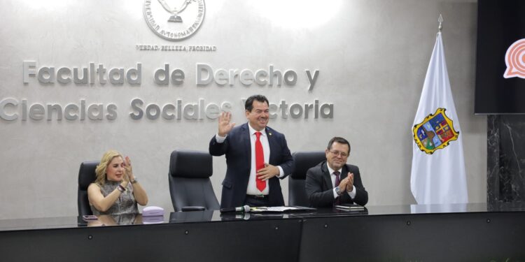 Arranca con fuerza “Yo Comunico Digital 9.0” en la FDCSV de la UAT