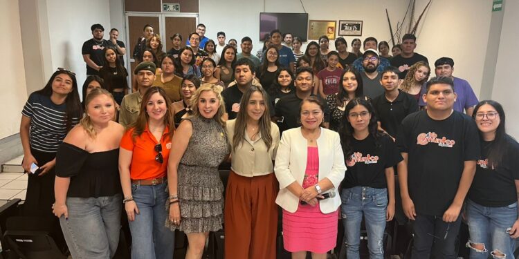 Arranca con fuerza “Yo Comunico Digital 9.0” en la FDCSV de la UAT