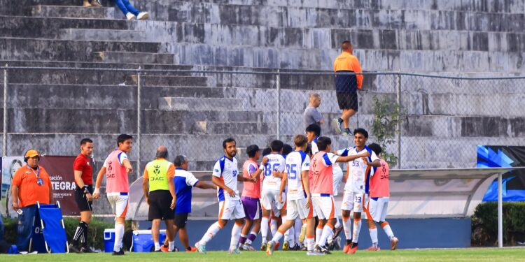 ¡Corre UAT, Campeón de Campeones de la PREMIER!
