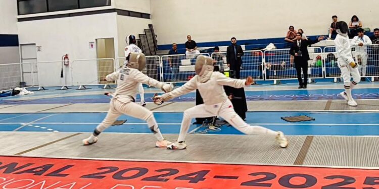 UAT presente en esgrima