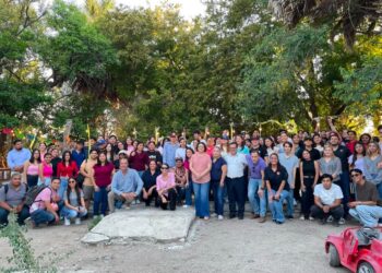 Estudiantes de la FDCSV promueven el respeto por la vida en visita a la Granja “La Adela”