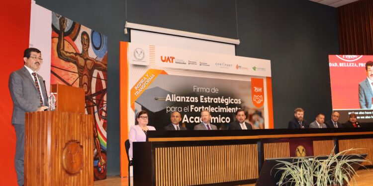 Rector de la UAT formaliza alianzas para impulsar certificaciones internacionales