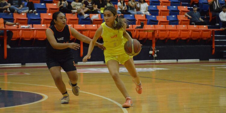 La corona en juego: Abejas contra Búhos en la final femenil de Interfacultades