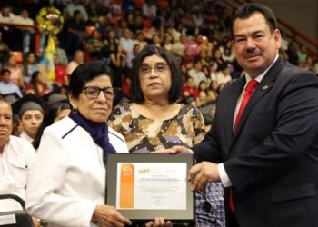 Reconoce FDCSV de la UAT legado académico del Dr. Juan Plutarco Arcos Martínez