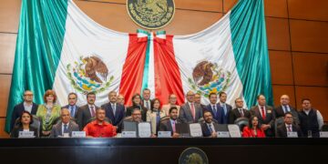 Rector de la UAT llama al Congreso a fortalecer la educación superior