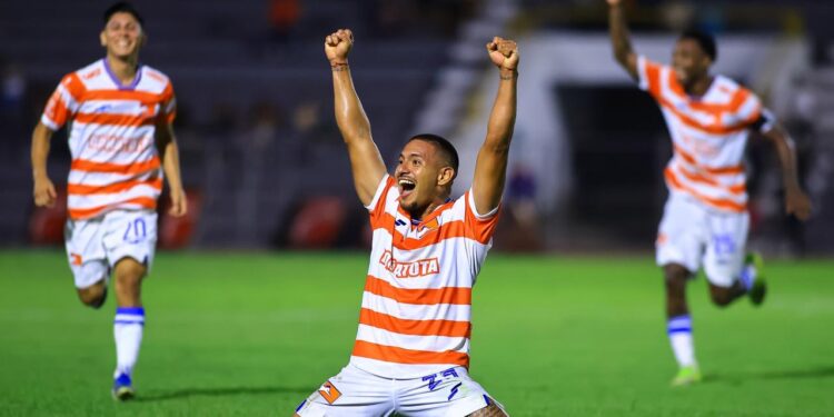 Corre de la UAT fue letal frente al campeón: ¡lo venció 3-1!